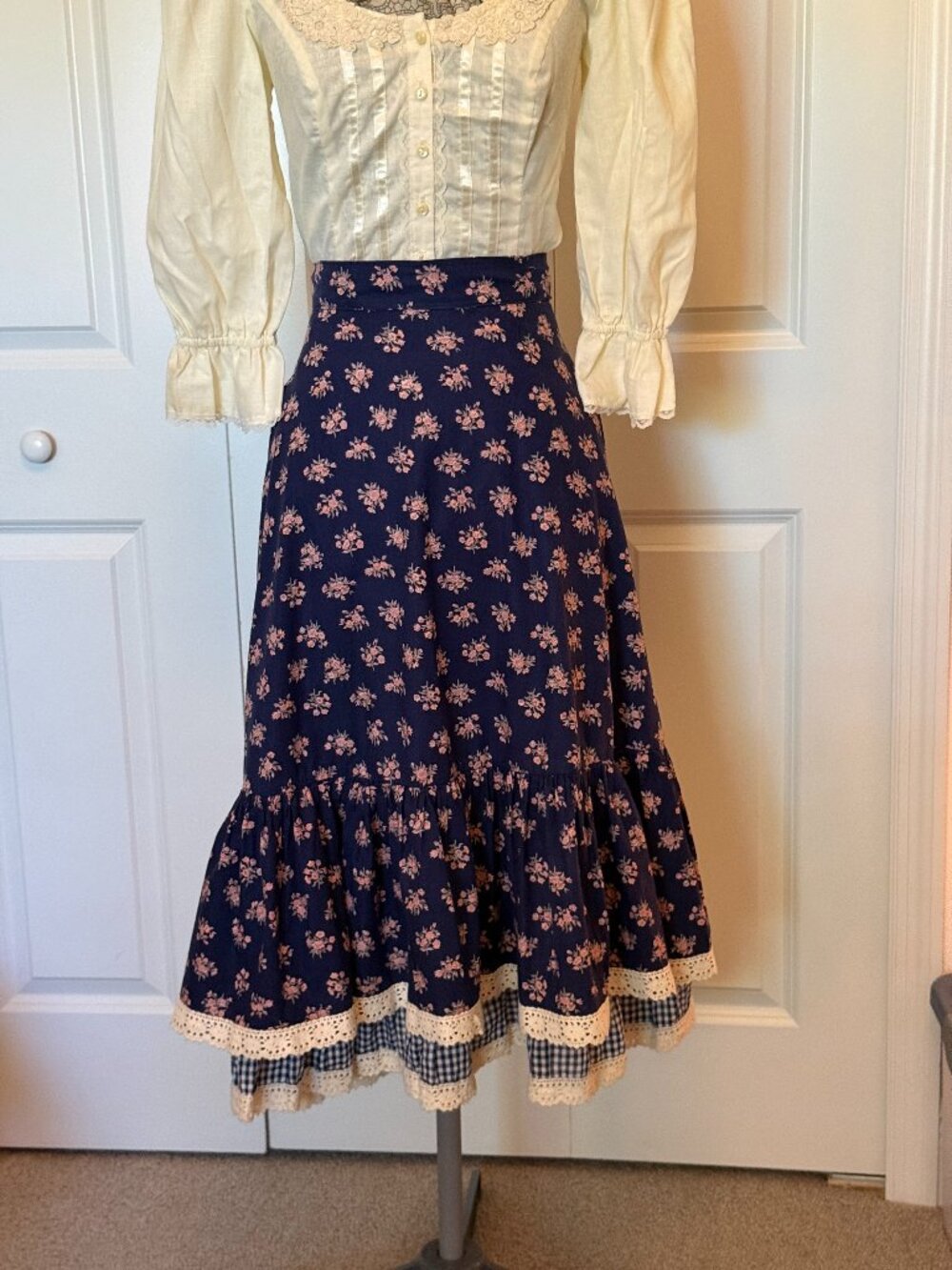 VINTAGE 1970s GUNNE SAX BY JESSICA MCCLINTOCK